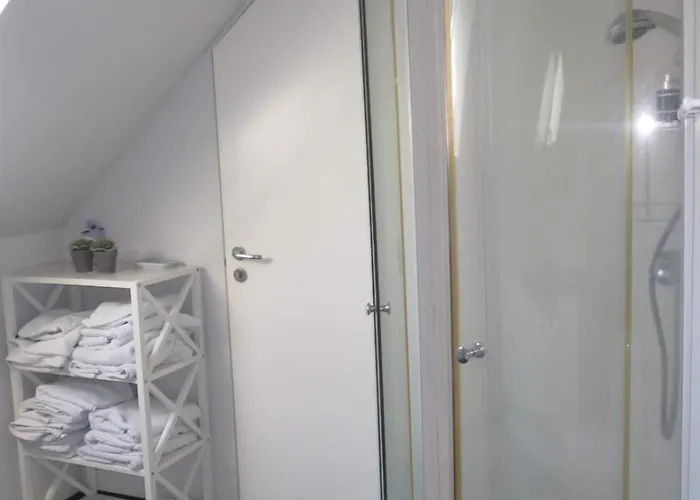 Private Country Side Apartment *